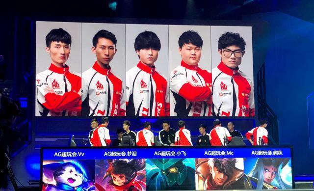 他反复提到 他反复提到